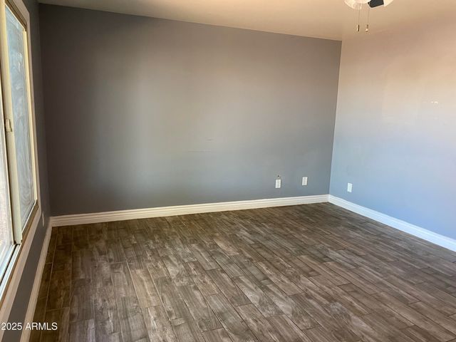 5231 W CAMBRIDGE Avenue, Phoenix, AZ 85035