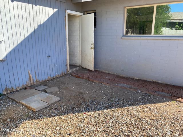 5231 W CAMBRIDGE Avenue, Phoenix, AZ 85035
