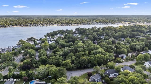 947 Birch Drive, Brielle, NJ 08730