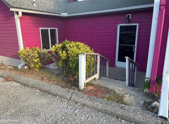 122 W 1st Street, Joplin, MO 64801