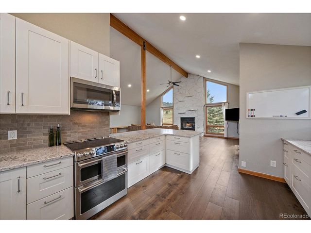 7082 Silverhorn Dr, Evergreen, CO 80439