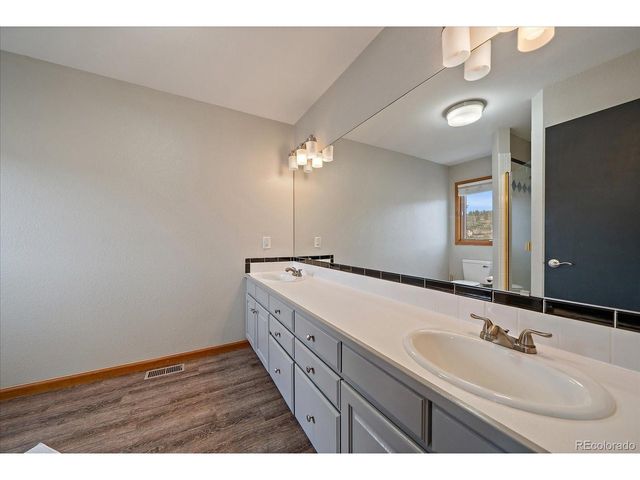 7082 Silverhorn Dr, Evergreen, CO 80439