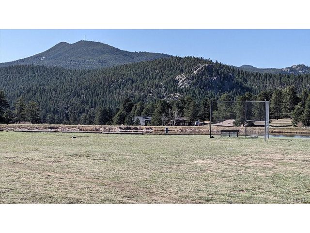 7082 Silverhorn Dr, Evergreen, CO 80439