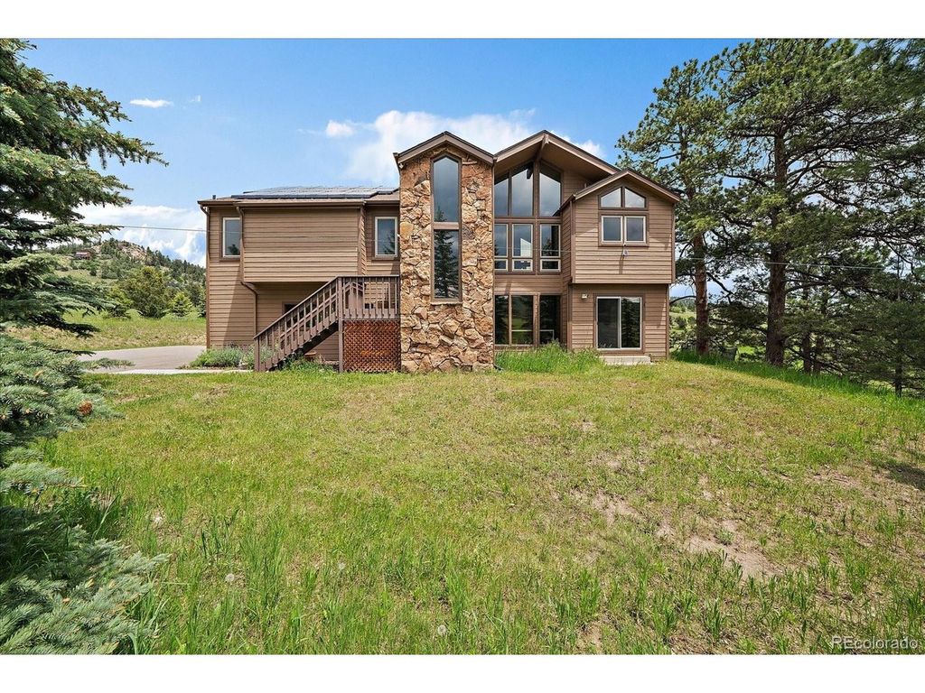 7082 Silverhorn Dr, Evergreen, CO 80439