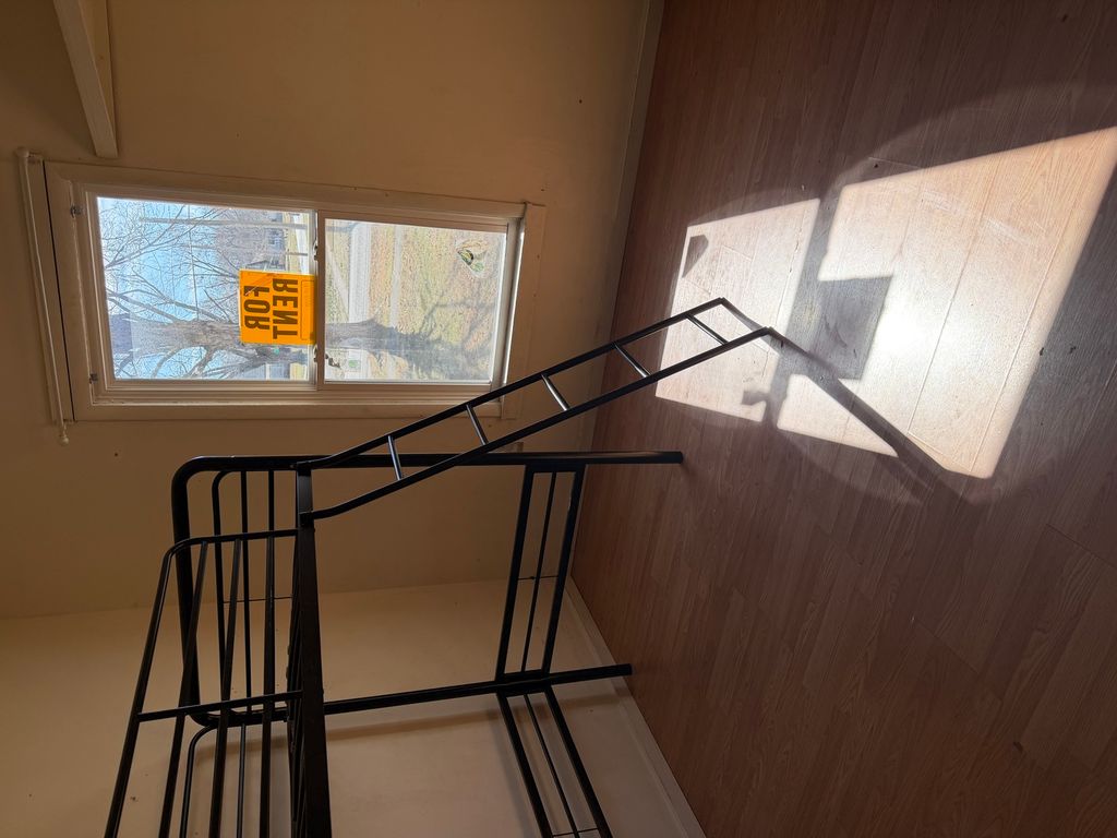 Image 9 of property listing at 532 S Maple Street, Centralia, IL 62801