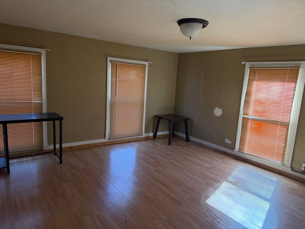 Image 10 of property listing at 532 S Maple Street, Centralia, IL 62801