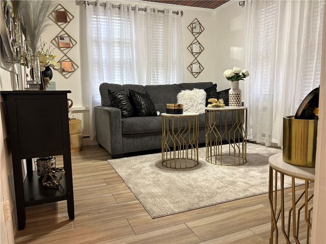 10 Spooner Street, Providence, RI 02907