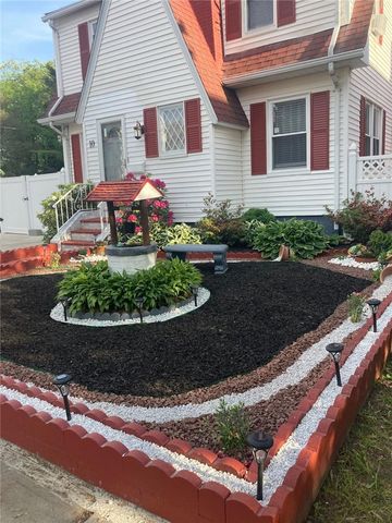 10 Spooner Street, Providence, RI 02907