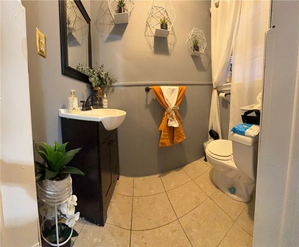 10 Spooner Street, Providence, RI 02907