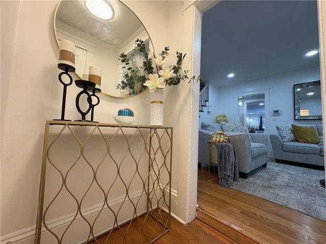 10 Spooner Street, Providence, RI 02907