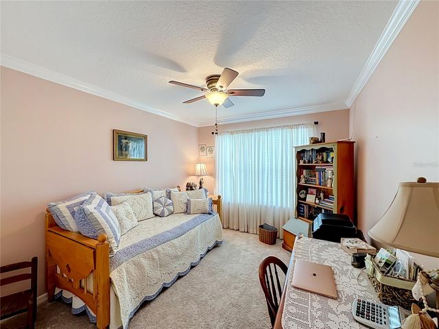 1016 MATTHEW AVENUE, Lady Lake, FL 32159