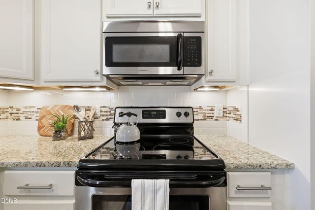 998 Tender Drive, Apex, NC 27502