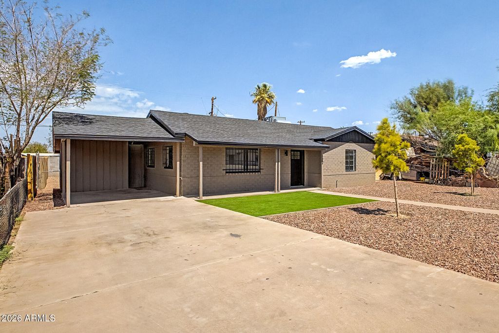 122 W ROESER Road, Phoenix, AZ 85041 — photo 2
