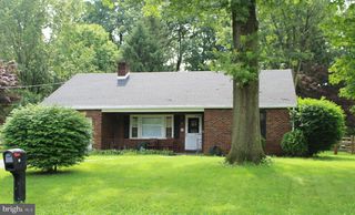 27 S CHARLES STREET, New Freedom, PA 17349
