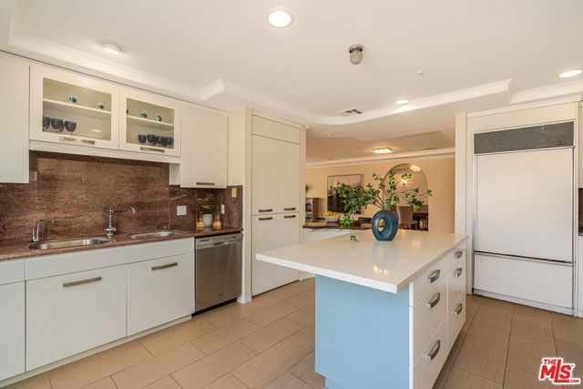 1645 Malcolm Avenue 302, Los Angeles, CA 90024