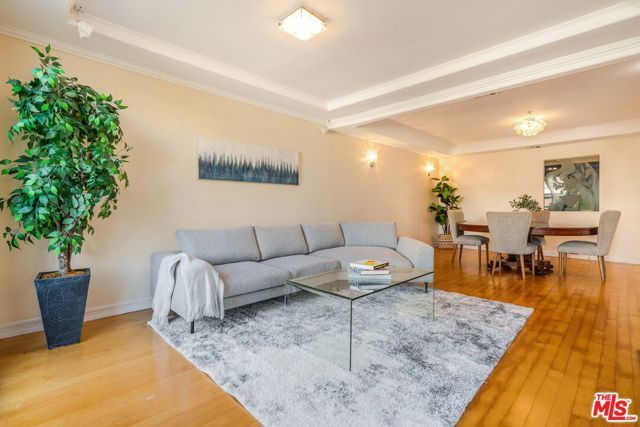 1645 Malcolm Avenue 302, Los Angeles, CA 90024