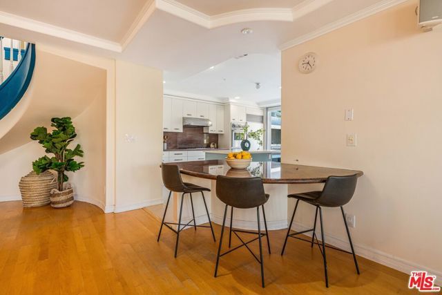 1645 Malcolm Avenue 302, Los Angeles, CA 90024