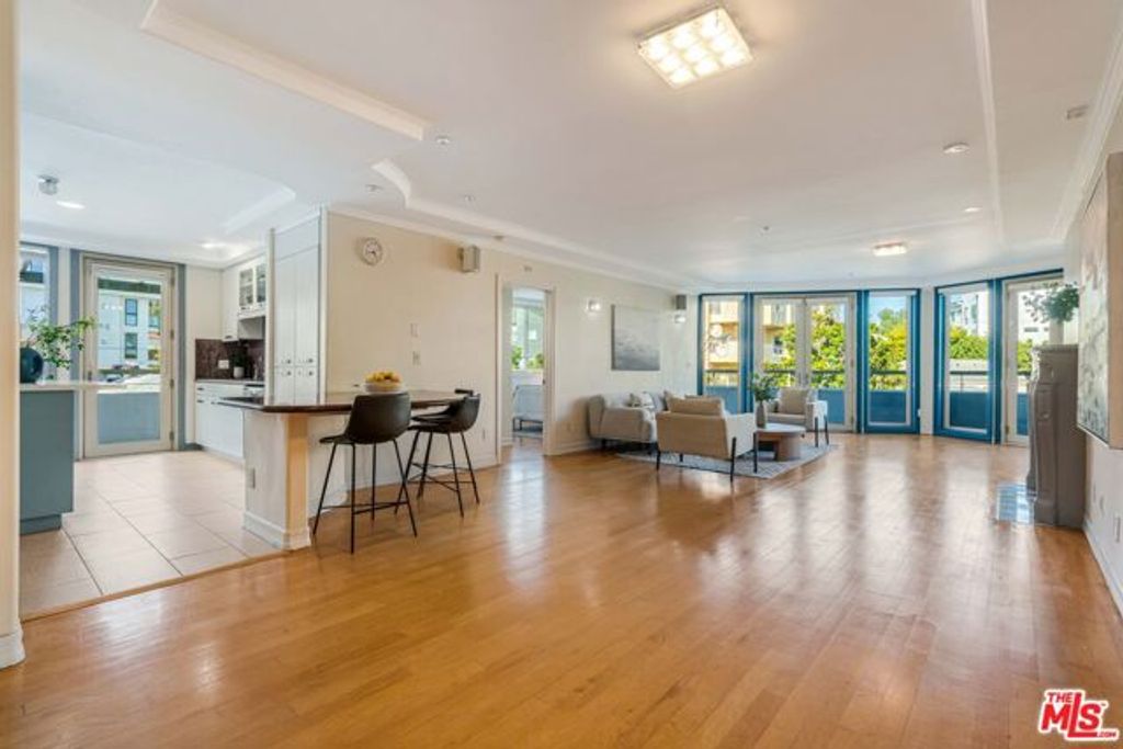 1645 Malcolm Avenue 302, Los Angeles, CA 90024