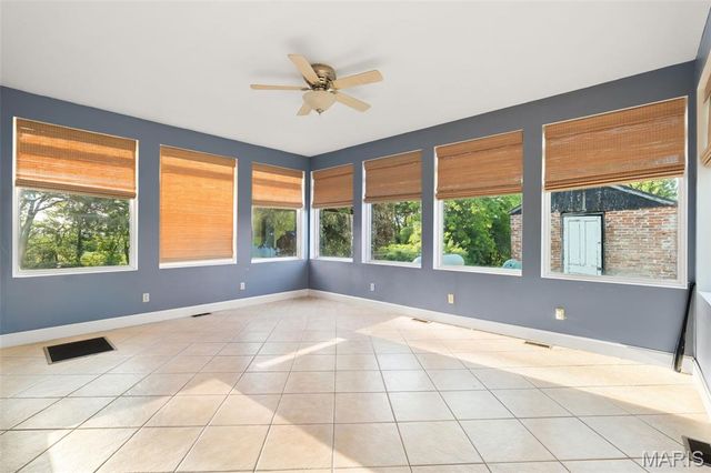 7637 Highway 100, Washington, MO 63090
