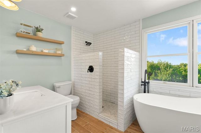 7637 Highway 100, Washington, MO 63090