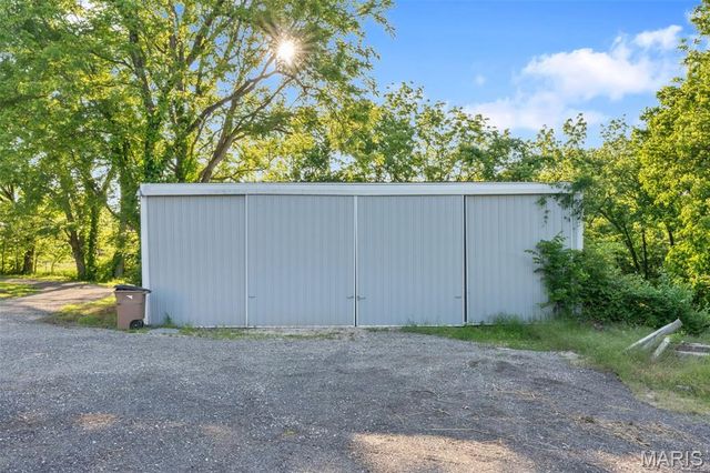7637 Highway 100, Washington, MO 63090