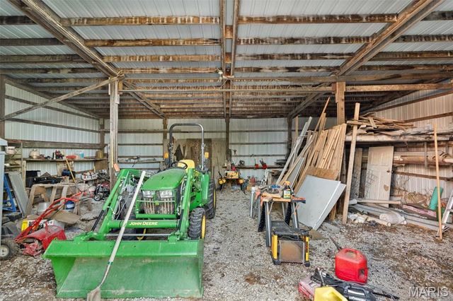 7637 Highway 100, Washington, MO 63090