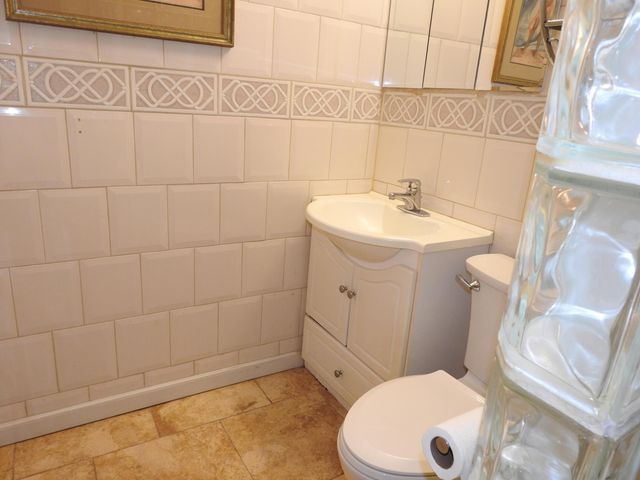 2108 NE 22nd Street, Wilton Manors, FL 33305