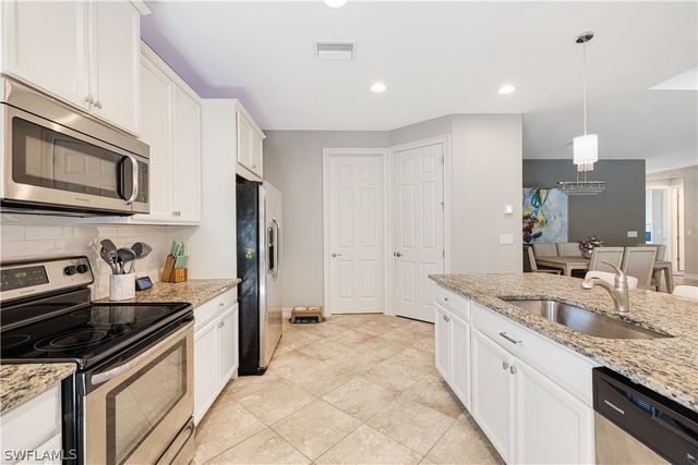 3161 Royal Gardens AVE, Fort Myers, FL 33916