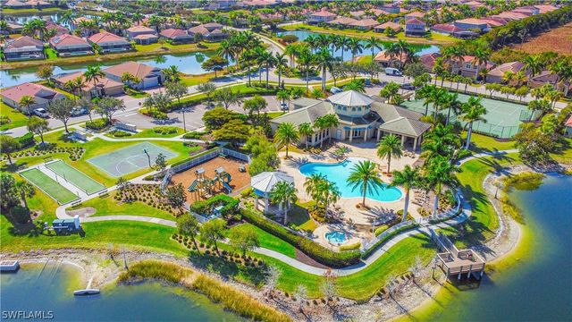 3161 Royal Gardens AVE, Fort Myers, FL 33916