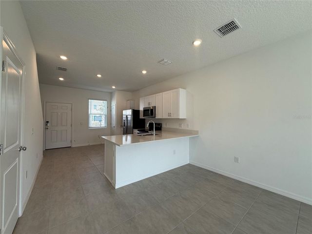 3009 SKYLINE LOOP, Kissimmee, FL 34758