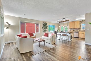 8630 E 17th Avenue, Anchorage, AK 99504