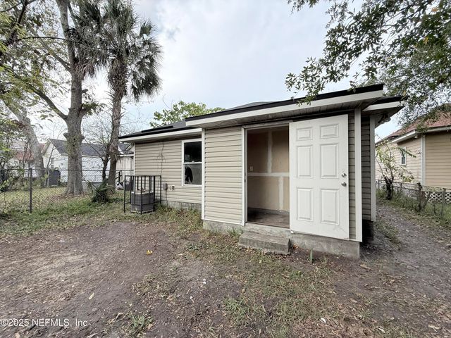 1470 WINDLE Street, Jacksonville, FL 32209