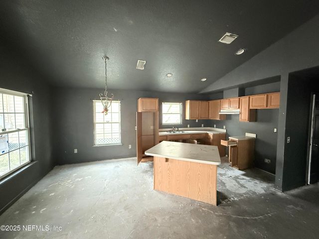 1470 WINDLE Street, Jacksonville, FL 32209