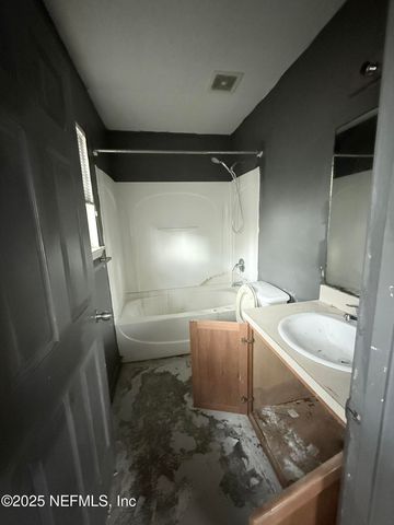 1470 WINDLE Street, Jacksonville, FL 32209