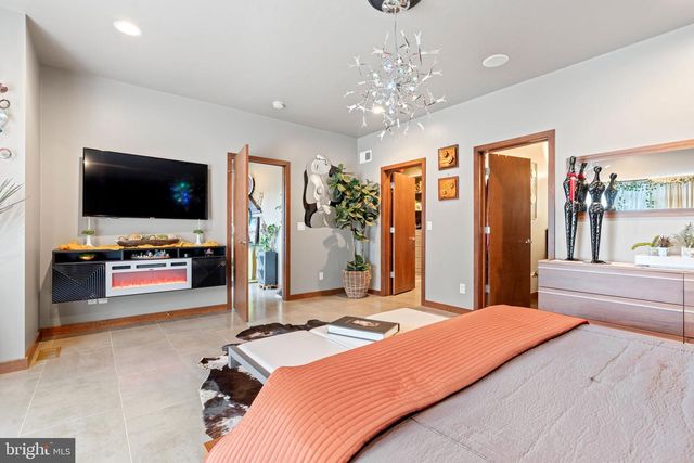 75 CAVALRY FIELD RD, Gettysburg, PA 17325