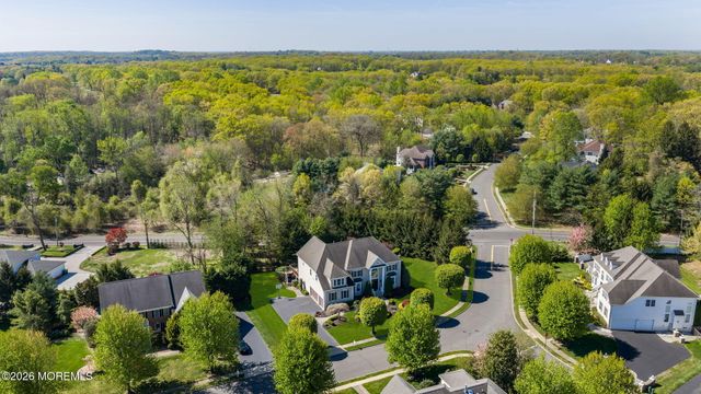 2 Whipple Way, Marlboro, NJ 07746
