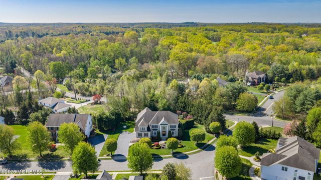 2 Whipple Way, Marlboro, NJ 07746