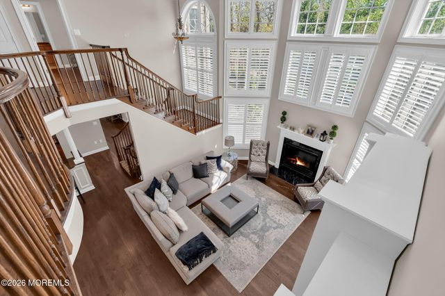 2 Whipple Way, Marlboro, NJ 07746