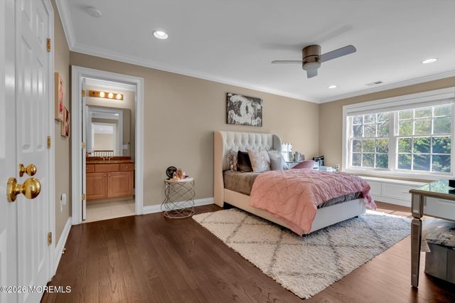 2 Whipple Way, Marlboro, NJ 07746