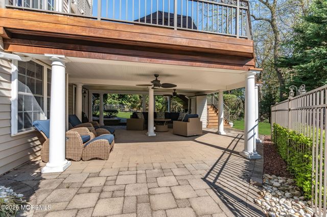 2 Whipple Way, Marlboro, NJ 07746