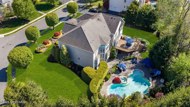 2 Whipple Way, Marlboro, NJ 07746