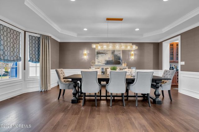2 Whipple Way, Marlboro, NJ 07746