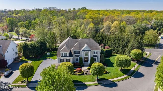 2 Whipple Way, Marlboro, NJ 07746