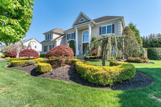 2 Whipple Way, Marlboro, NJ 07746