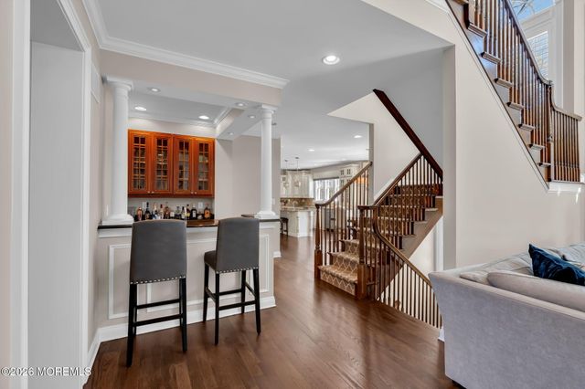 2 Whipple Way, Marlboro, NJ 07746