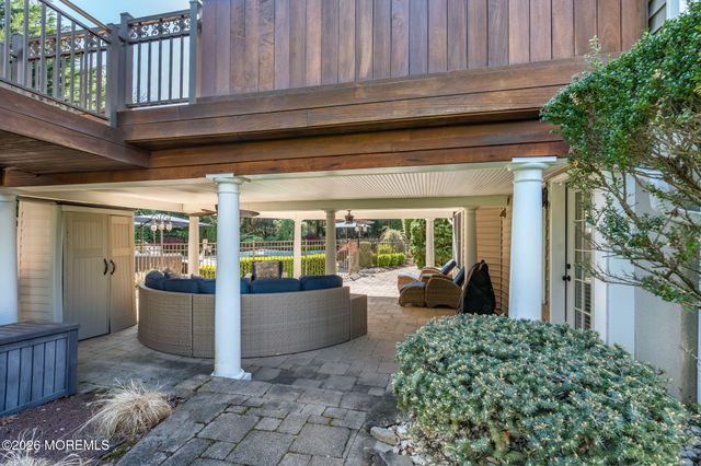 2 Whipple Way, Marlboro, NJ 07746