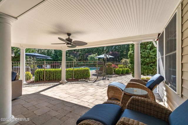 2 Whipple Way, Marlboro, NJ 07746