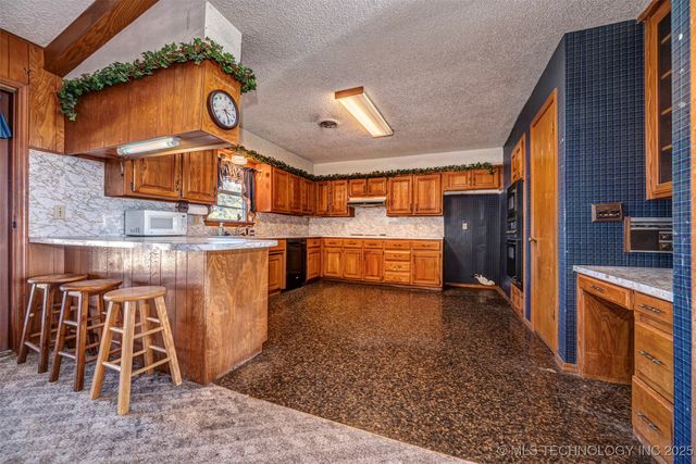 650 Williams, Sulphur, OK 73086