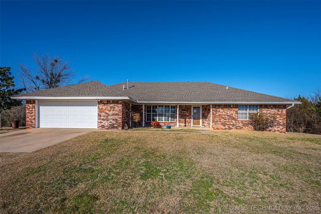 650 Williams, Sulphur, OK 73086