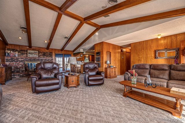 650 Williams, Sulphur, OK 73086